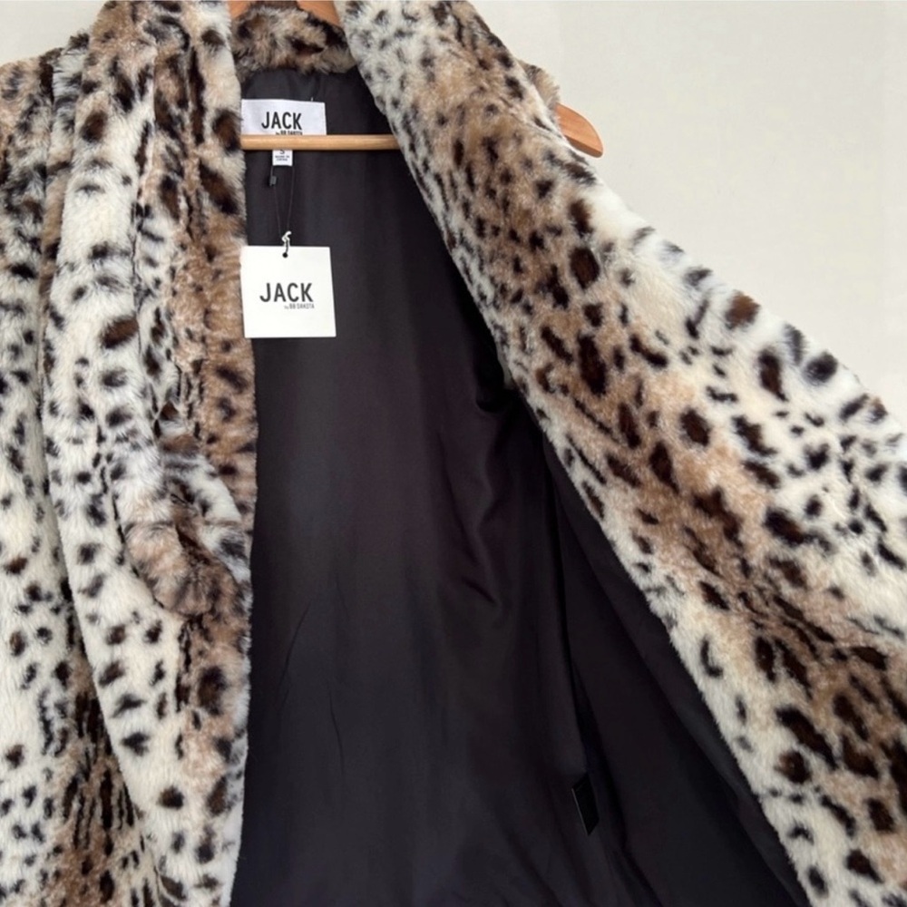 NWT JACK by BB Dakota faux fur vest size small - Picture 8 of 10